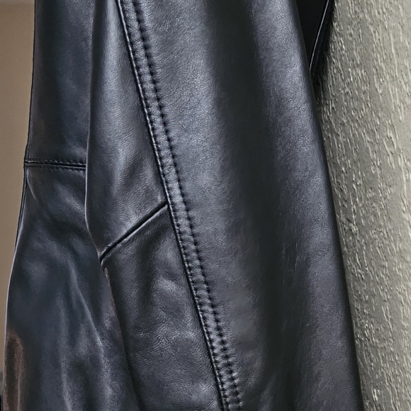 Michael Kors Genuine Leather Jacket - XS - Picture 5 of 9